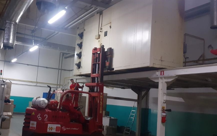5 ton Oven dismantling by Beck and Pollitzer